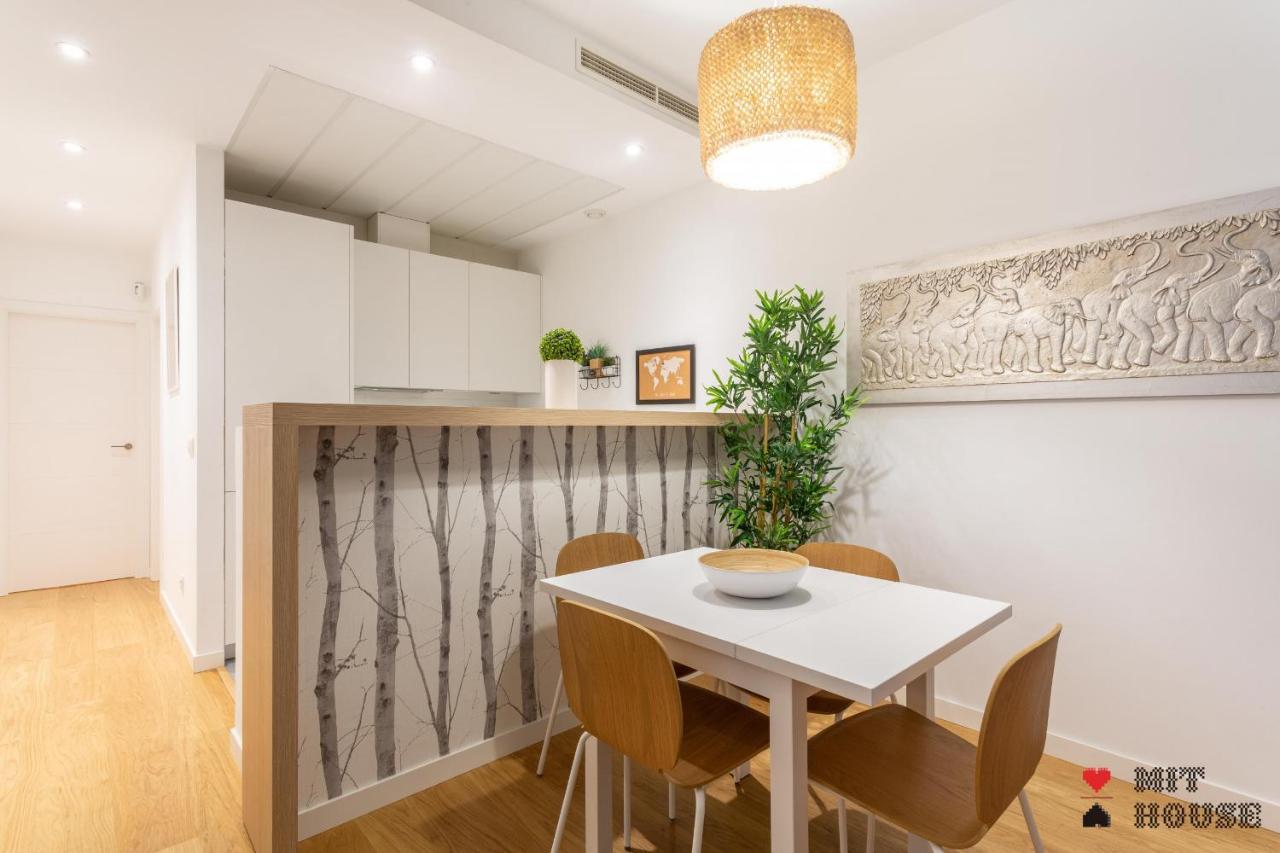 Mit House Ayala En Madrid Apartment Luaran gambar