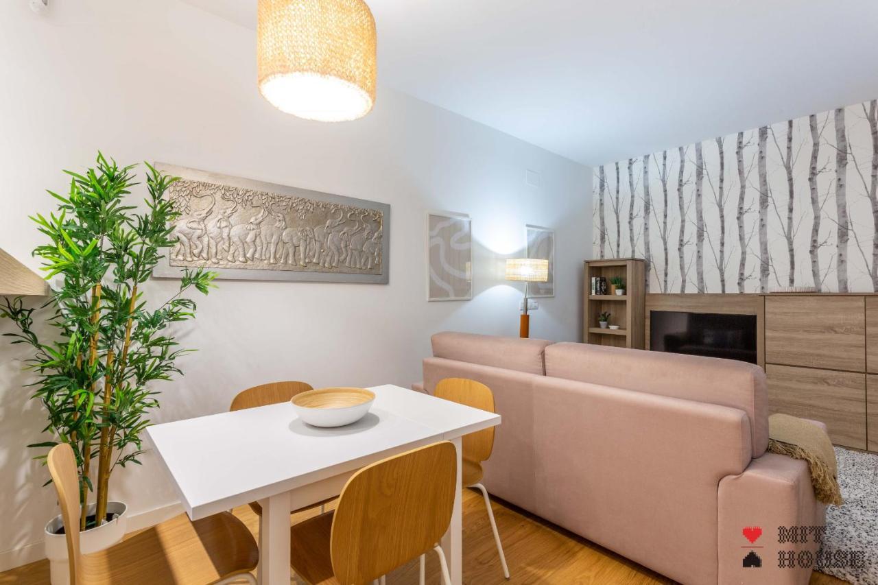 Mit House Ayala En Madrid Apartment Luaran gambar