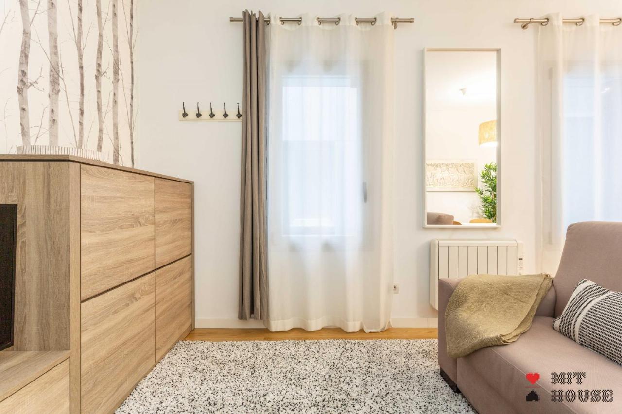 Mit House Ayala En Madrid Apartment Luaran gambar